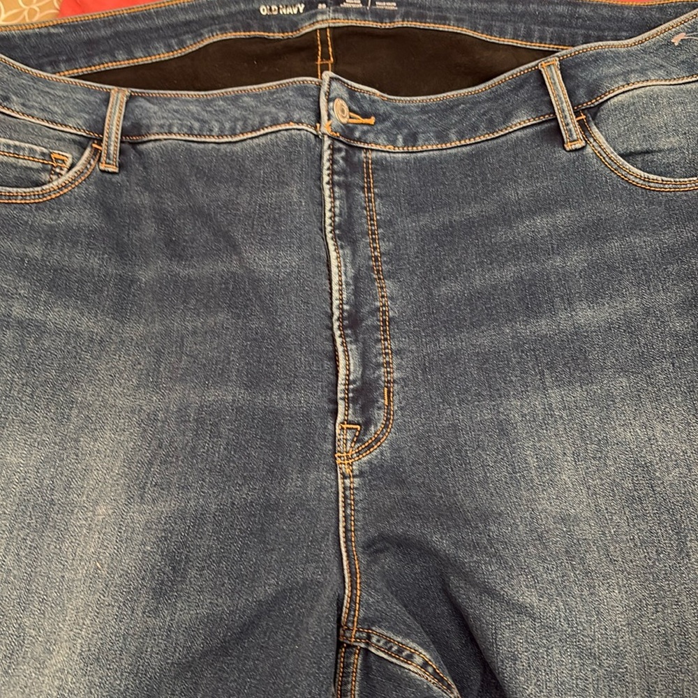 Old Navy High Rise Rockstar Super Skinny Jeans Women’s Size 28. NWOT!